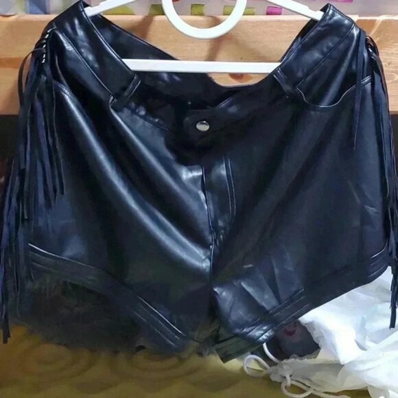 F21 faux leather shorts with fringe - Picture 3 of 14
